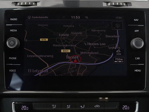 Volkswagen Golf 1.0 TSI Comfortline | 1e eigenaar | Carplay | Adaptive cruise | Navigatie | Climate control | Parkeerhulp | Bluetooth