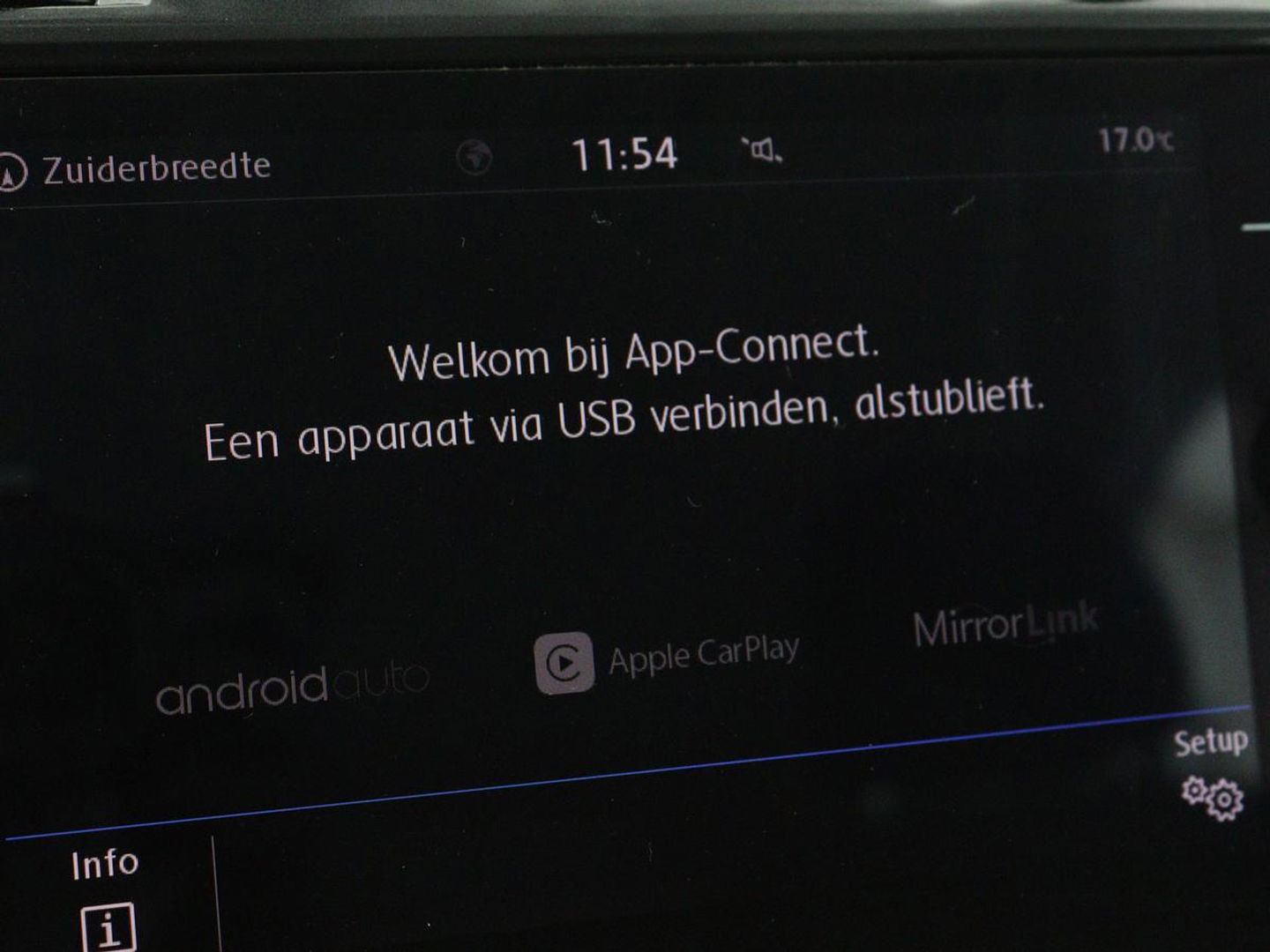 Volkswagen Golf 1.0 TSI Comfortline | 1e eigenaar | Carplay | Adaptive cruise | Navigatie | Climate control | Parkeerhulp | Bluetooth
