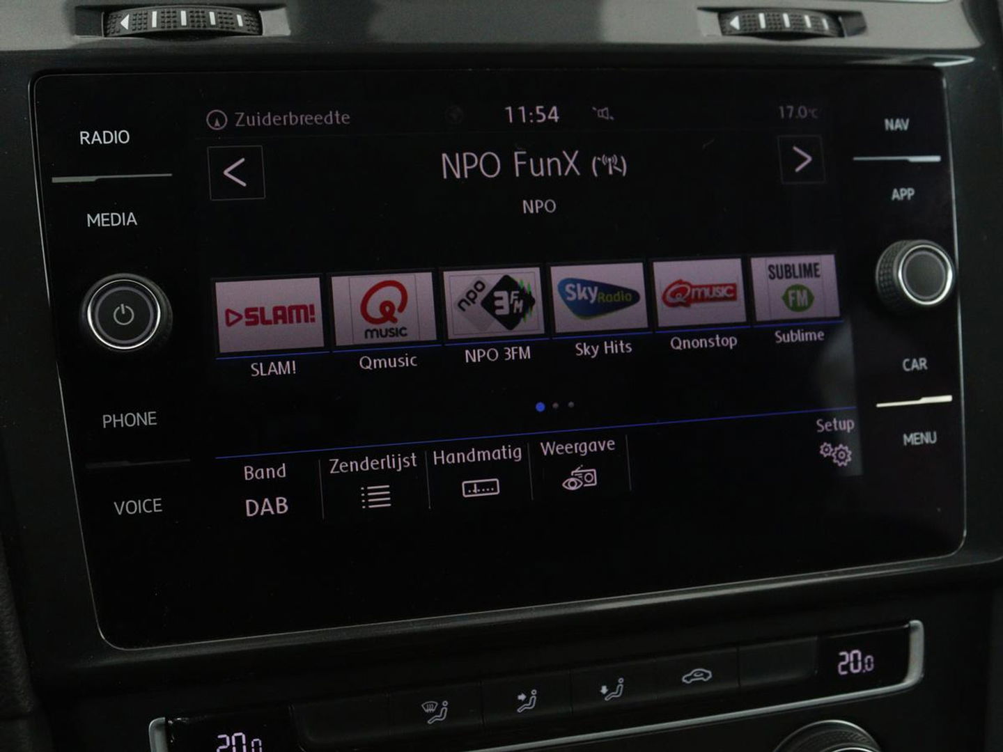 Volkswagen Golf 1.0 TSI Comfortline | 1e eigenaar | Carplay | Adaptive cruise | Navigatie | Climate control | Parkeerhulp | Bluetooth
