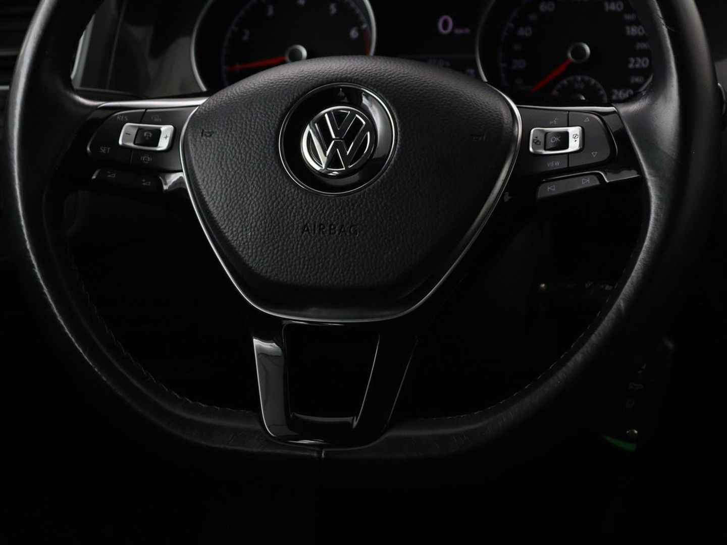Volkswagen Golf 1.0 TSI Comfortline | 1e eigenaar | Carplay | Adaptive cruise | Navigatie | Climate control | Parkeerhulp | Bluetooth