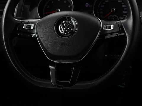 Volkswagen Golf 1.0 TSI Comfortline | 1e eigenaar | Carplay | Adaptive cruise | Navigatie | Climate control | Parkeerhulp | Bluetooth