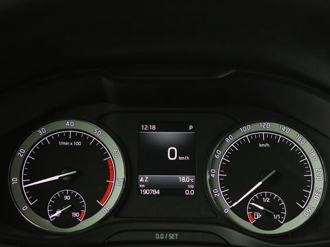 Škoda Kodiaq 1.4 TSI Ambition 7-persoons | Panoramadak | Stoel & stuurverwarming | Adaptive cruise | Trekhaak | Carplay | Full LED | Navigatie