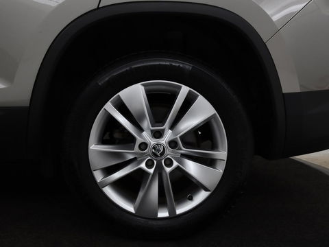 Škoda Kodiaq 1.4 TSI Ambition 7-persoons | Panoramadak | Stoel & stuurverwarming | Adaptive cruise | Trekhaak | Carplay | Full LED | Navigatie