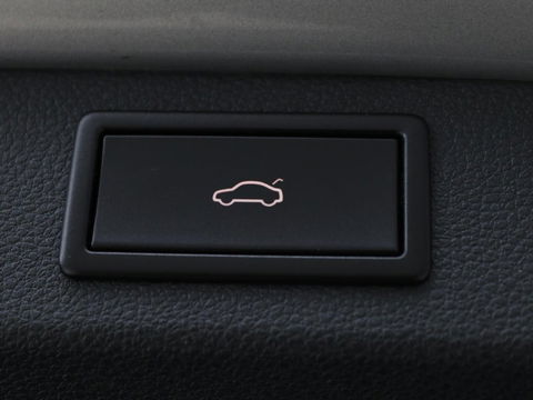 Škoda Kodiaq 1.4 TSI Ambition 7-persoons | Panoramadak | Stoel & stuurverwarming | Adaptive cruise | Trekhaak | Carplay | Full LED | Navigatie