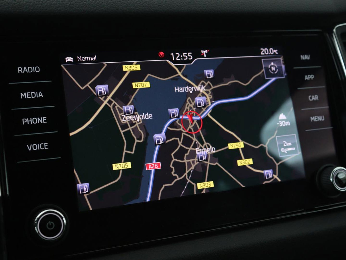 Škoda Kodiaq 1.4 TSI Ambition 7-persoons | Panoramadak | Stoel & stuurverwarming | Adaptive cruise | Trekhaak | Carplay | Full LED | Navigatie