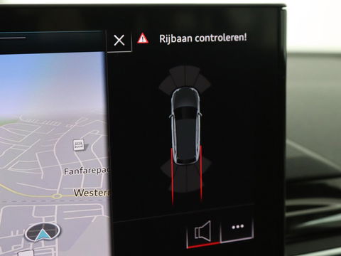 Audi A4 35 TFSI Launch Edition Business | 1e eigenaar | Dealer onderhouden | Trekhaak | Virtual Cockpit | Carplay | Navigatie | Full LED | Parkeerhulp | Climate control | Sportstoelen | Cruise control