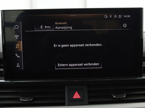 Audi A4 35 TFSI Launch Edition Business | 1e eigenaar | Dealer onderhouden | Trekhaak | Virtual Cockpit | Carplay | Navigatie | Full LED | Parkeerhulp | Climate control | Sportstoelen | Cruise control