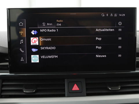 Audi A4 35 TFSI Launch Edition Business | 1e eigenaar | Dealer onderhouden | Trekhaak | Virtual Cockpit | Carplay | Navigatie | Full LED | Parkeerhulp | Climate control | Sportstoelen | Cruise control