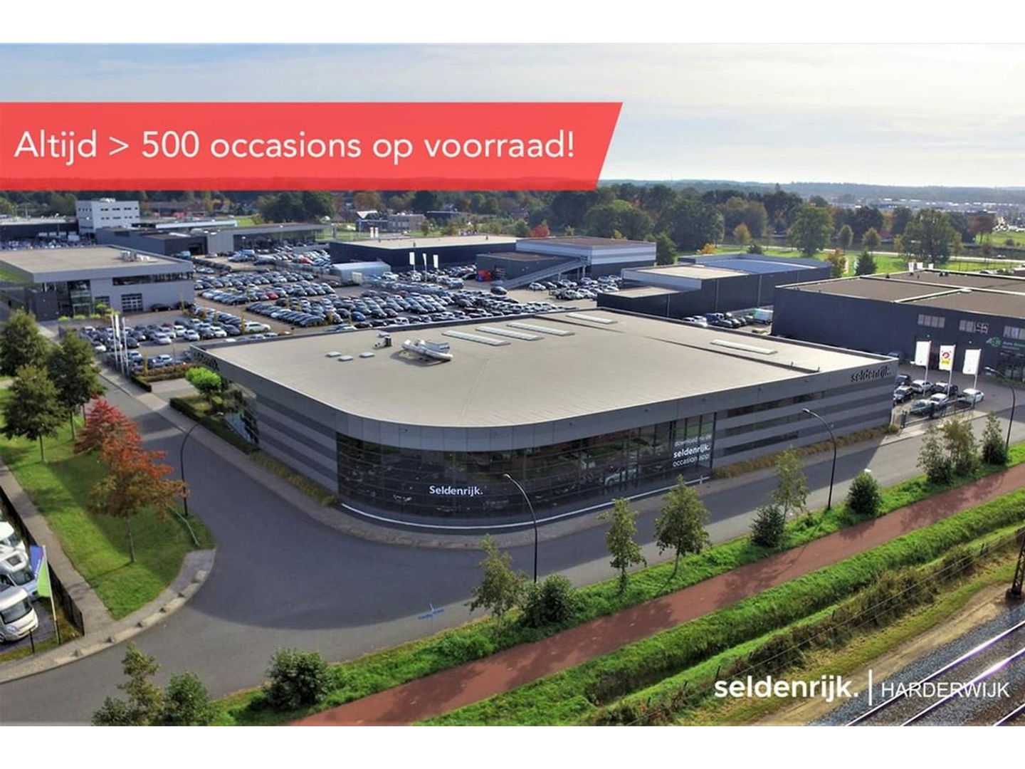Audi A4 35 TFSI Launch Edition Business | 1e eigenaar | Dealer onderhouden | Trekhaak | Virtual Cockpit | Carplay | Navigatie | Full LED | Parkeerhulp | Climate control | Sportstoelen | Cruise control