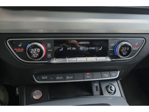 Audi SQ5 3.0 TFSI 354pk Quattro Panoramadak RS-stoelen Luchtvering Trekhaak Bang&Olufsen Massage Head-up 21" LMV
