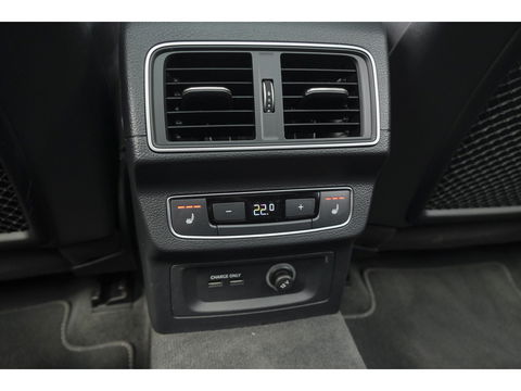 Audi SQ5 3.0 TFSI 354pk Quattro Panoramadak RS-stoelen Luchtvering Trekhaak Bang&Olufsen Massage Head-up 21" LMV