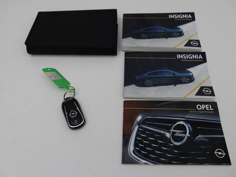 Opel Insignia Grand Sport 1.5 Turbo Executive | OPC Line | Leder | Stoel & stuurverwarming | Trekhaak | Camera | Keyless | Carplay | BOSE Sound | Navigatie