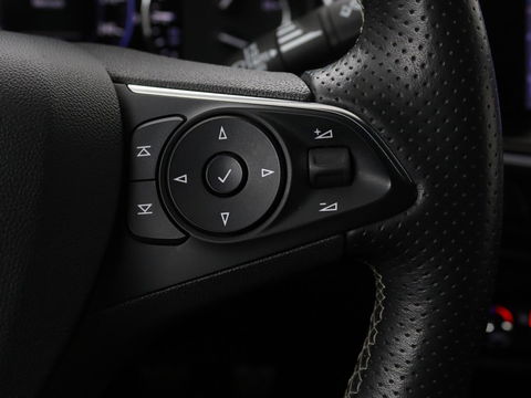 Opel Insignia Grand Sport 1.5 Turbo Executive | OPC Line | Leder | Stoel & stuurverwarming | Trekhaak | Camera | Keyless | Carplay | BOSE Sound | Navigatie