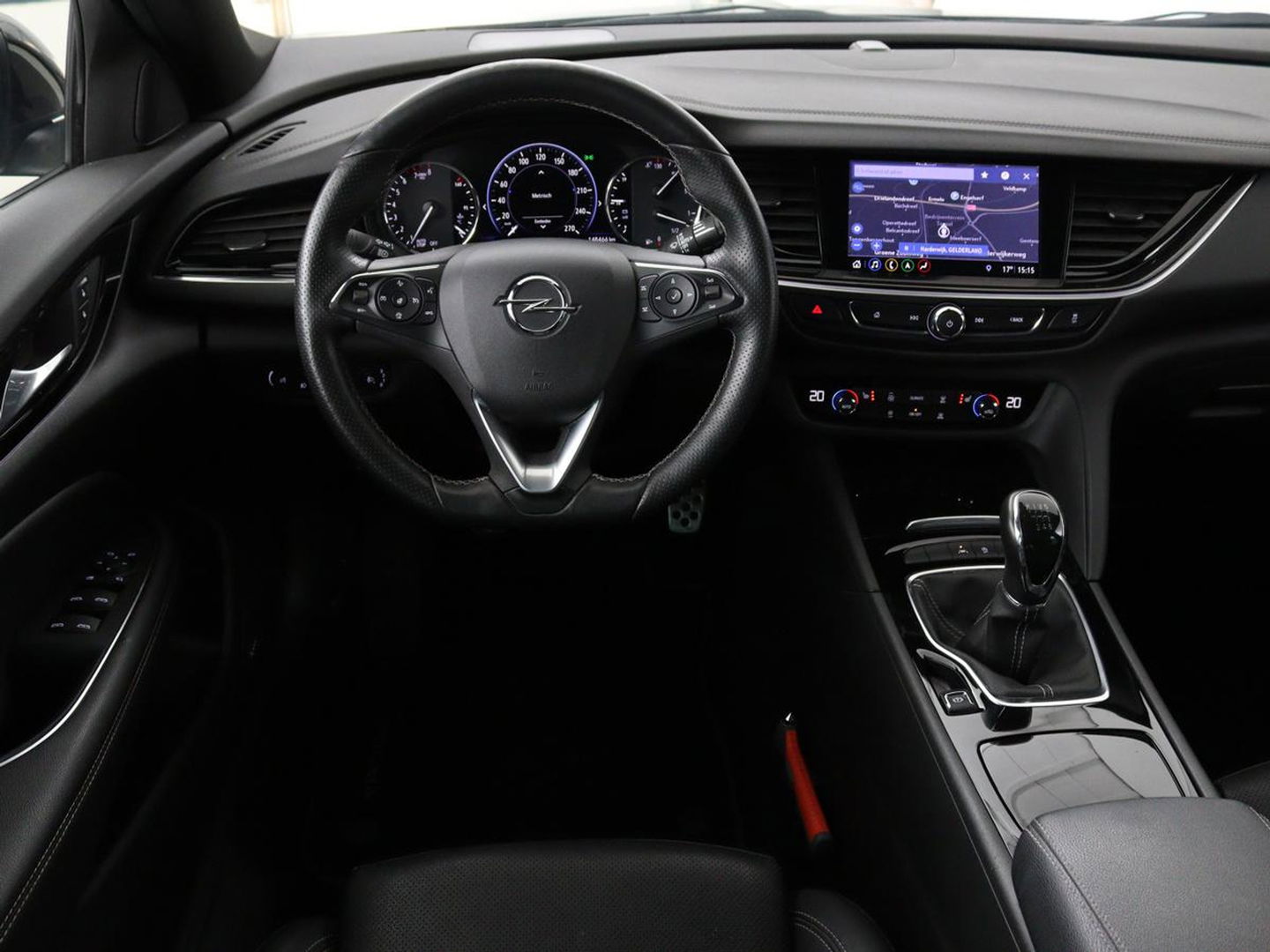 Opel Insignia Grand Sport 1.5 Turbo Executive | OPC Line | Leder | Stoel & stuurverwarming | Trekhaak | Camera | Keyless | Carplay | BOSE Sound | Navigatie