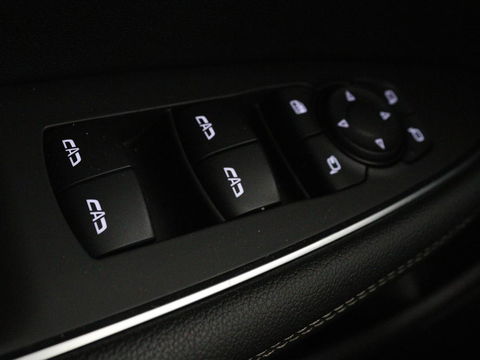 Opel Insignia Grand Sport 1.5 Turbo Executive | OPC Line | Leder | Stoel & stuurverwarming | Trekhaak | Camera | Keyless | Carplay | BOSE Sound | Navigatie