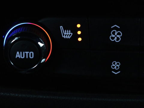 Opel Insignia Grand Sport 1.5 Turbo Executive | OPC Line | Leder | Stoel & stuurverwarming | Trekhaak | Camera | Keyless | Carplay | BOSE Sound | Navigatie