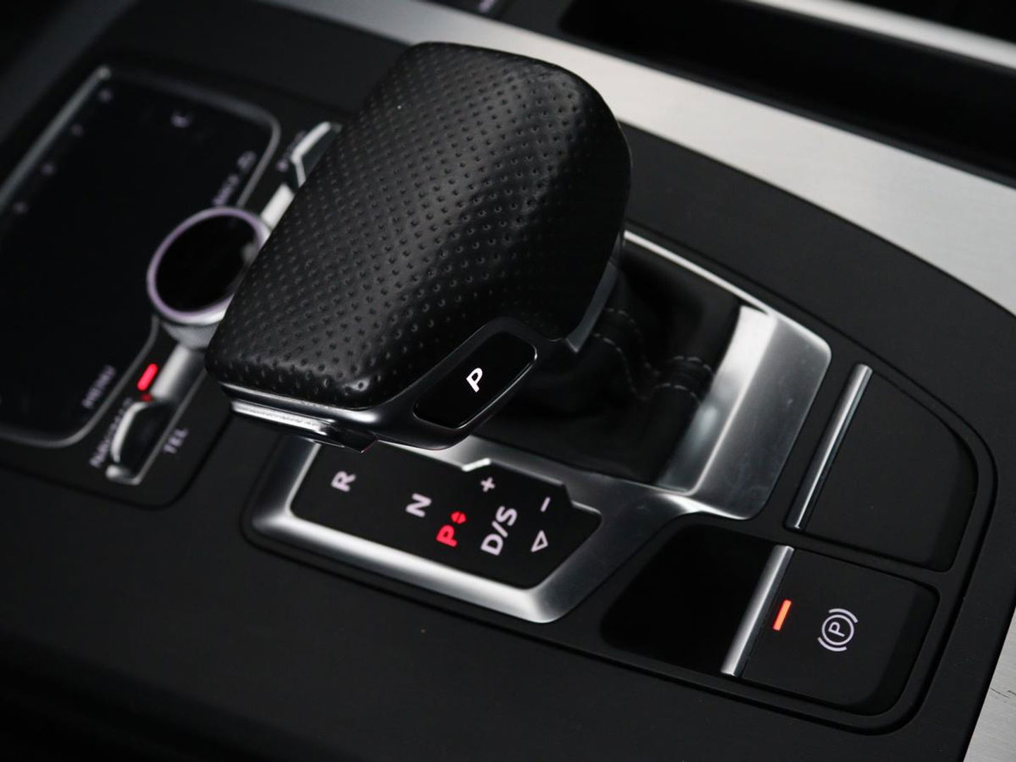 Audi Q5 2.0 TFSI quattro S Line | Bang & Olufsen | Leder | Luchtvering | 360 camera | Adaptive cruise | Carplay | Keyless | Virtual Cockpit | Navigatie | Full LED