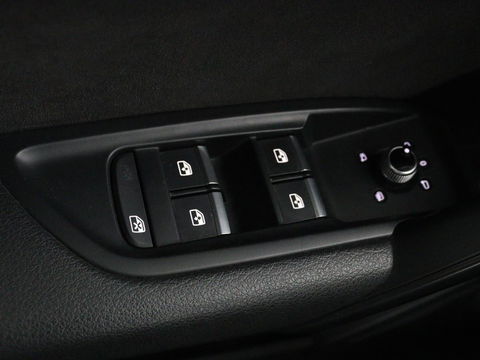Audi Q5 2.0 TFSI quattro S Line | Bang & Olufsen | Leder | Luchtvering | 360 camera | Adaptive cruise | Carplay | Keyless | Virtual Cockpit | Navigatie | Full LED