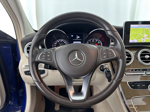 Mercedes-Benz C-Klasse 180 Ambition Aut. *PANO | FULL-LED | 1/2-LEATHER | SPORT-SEATS | NAVI-FULLMAP | HEATED-SEATS | ECC | PDC | CRUISE | 17''ALU*