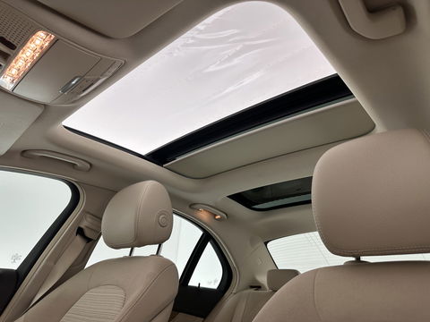 Mercedes-Benz C-Klasse 180 Ambition Aut. *PANO | FULL-LED | 1/2-LEATHER | SPORT-SEATS | NAVI-FULLMAP | HEATED-SEATS | ECC | PDC | CRUISE | 17''ALU*