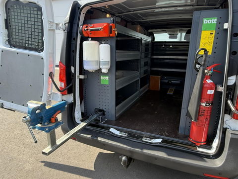 Mercedes-Benz Vito 114 CDI serviceauto automaat Bott inrichting