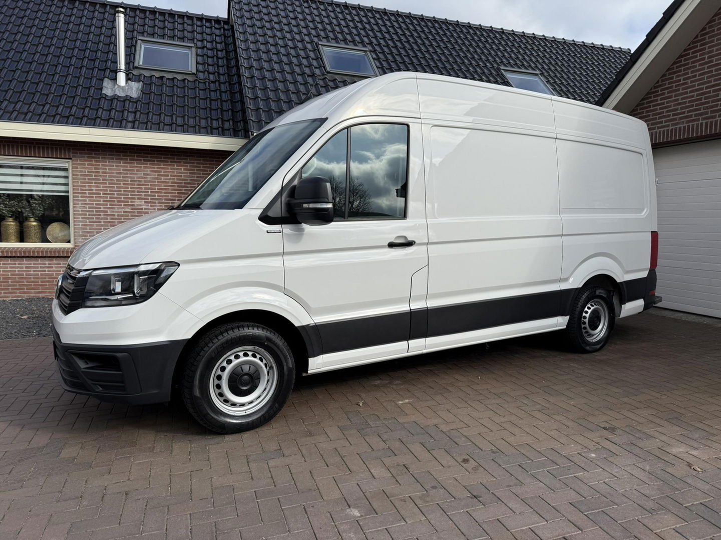 Volkswagen Crafter 35 2.0 TDI L3H3 Trendline Sortimo service bus