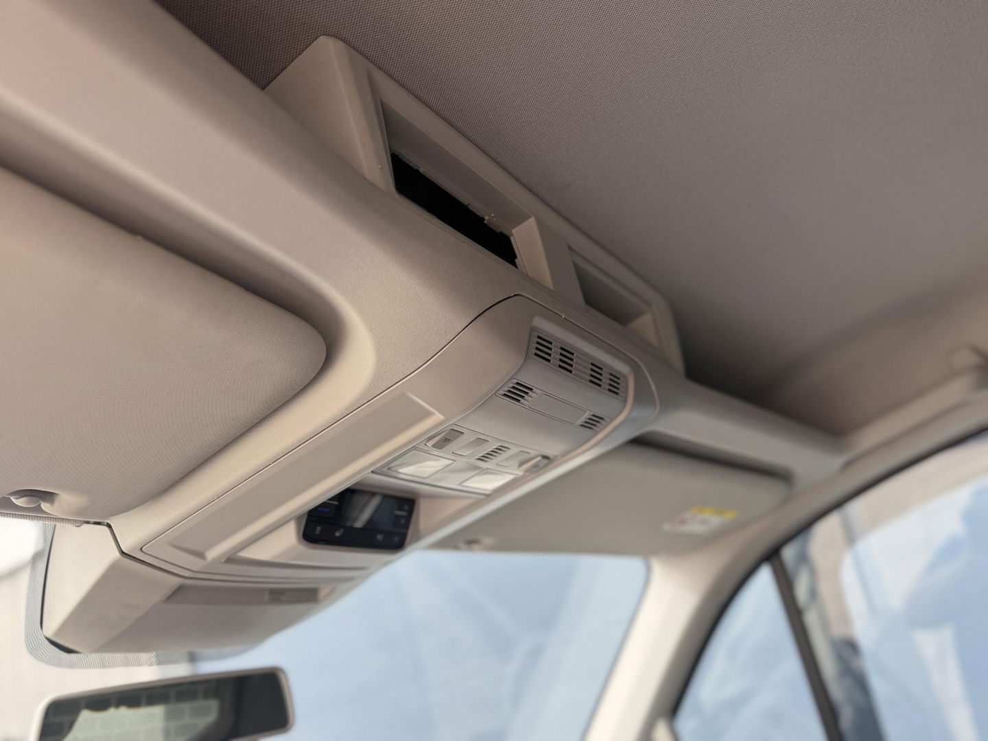 Volkswagen Crafter 35 2.0 TDI L3H3 Comfortline AIRCO / CRUISE CONTROLE / SIDE BARS / TREKHAAK
