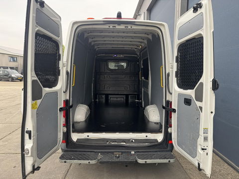 Volkswagen Crafter 35 2.0 TDI L3H3 EL Trendline AIRCO / CRUISE CONTROLE / TREKHAAK / 3 ZITS