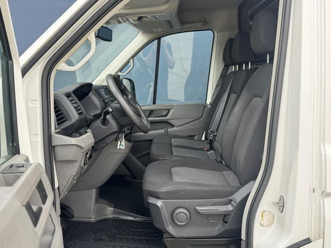 Volkswagen Crafter 35 2.0 TDI L3H3 EL Trendline AIRCO / CRUISE CONTROLE / TREKHAAK / 3 ZITS