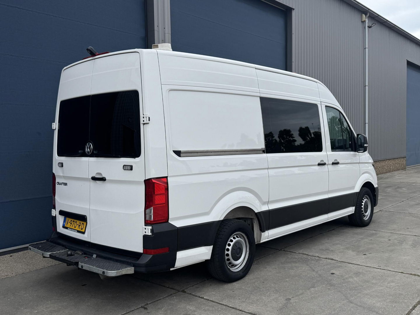 Volkswagen Crafter 35 2.0 TDI L3H3 EL Trendline AIRCO / CRUISE CONTROLE / TREKHAAK / 3 ZITS