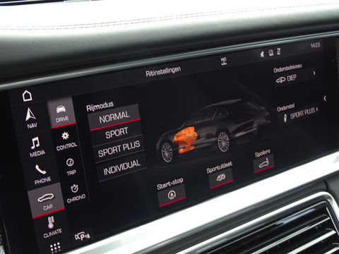Porsche Panamera Sport Turismo 2.9 4S 441PK / Sport Chrono / Bose / carbon / LED