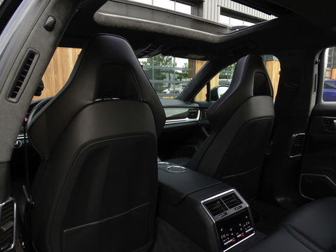Porsche Panamera Sport Turismo 2.9 4S 441PK / Sport Chrono / Bose / carbon / LED