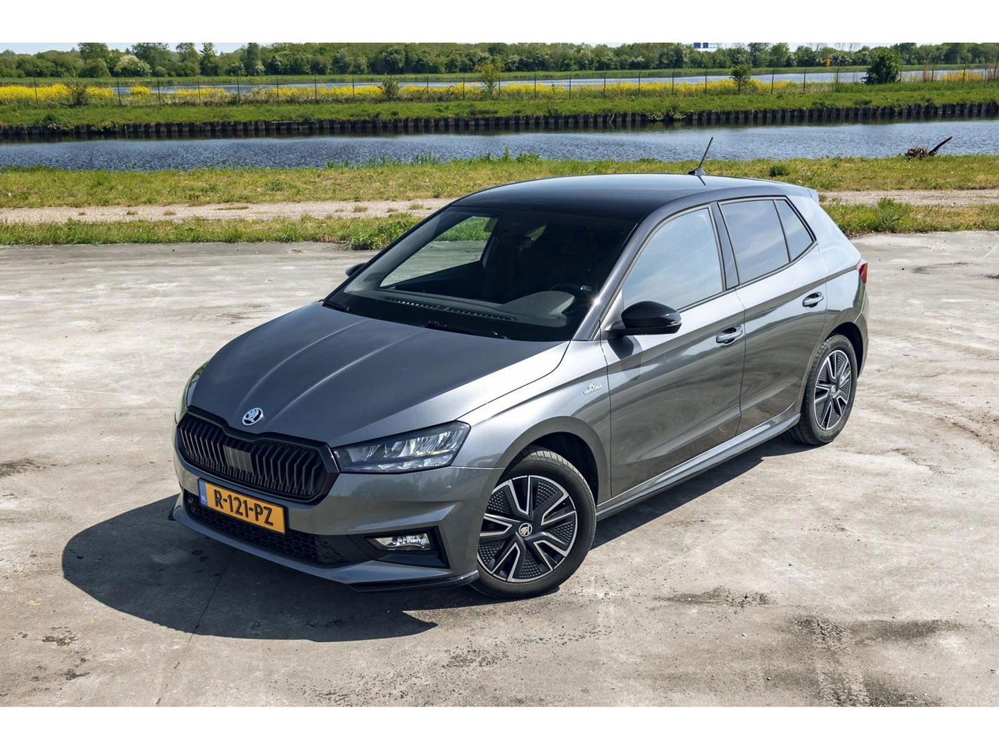 Škoda Fabia 1.0 TSI Monte Carlo | LED | CLIMA | PDC | APPLE CAR PLAY | SPORT INTERIEUR | DAB