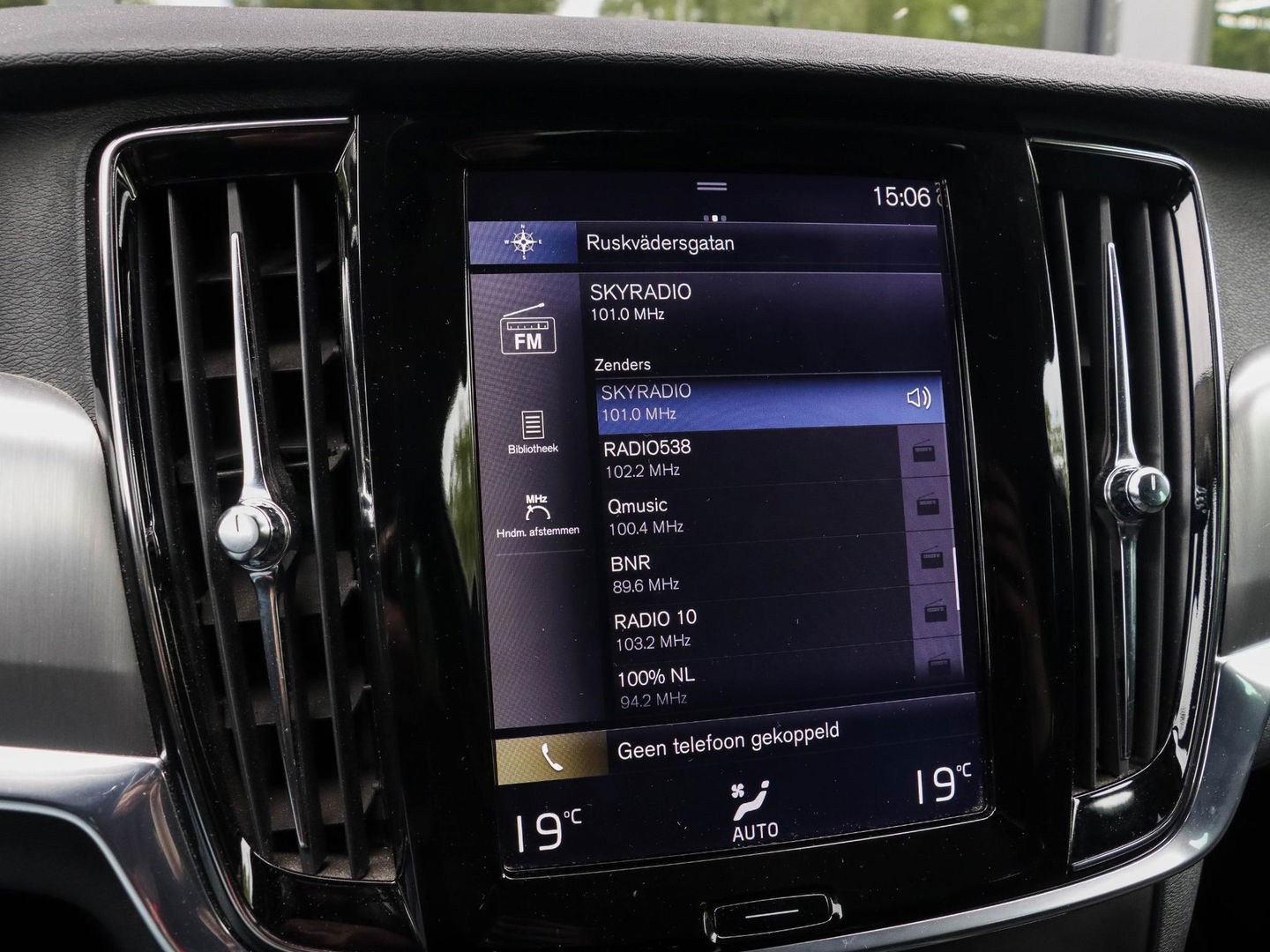 Volvo V90 2.0 D3 Momentum 150PK | Achteruitrijcamera
