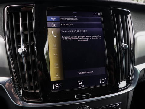 Volvo V90 2.0 D3 Momentum 150PK | Achteruitrijcamera
