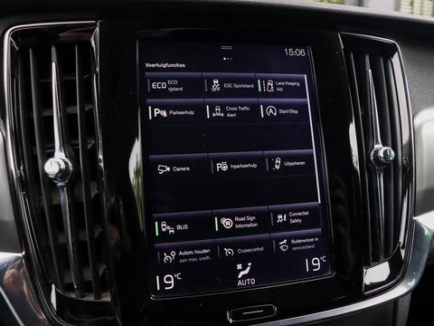 Volvo V90 2.0 D3 Momentum 150PK | Achteruitrijcamera