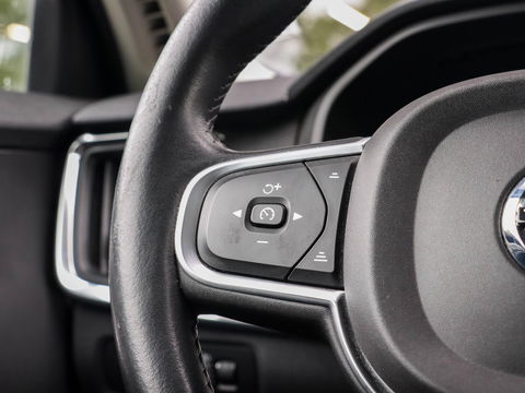 Volvo V90 2.0 D3 Momentum 150PK | Achteruitrijcamera