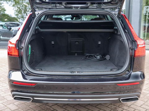 Volvo V60 T6 Recharge AWD Inscription | Elek. trekhaak | Lederen bekleding