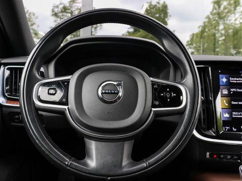 Volvo V60 T6 Recharge AWD Inscription | Elek. trekhaak | Lederen bekleding