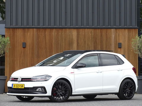 Volkswagen Polo 2.0 TSI GTI 200PK DSG automaat / RNS / LED