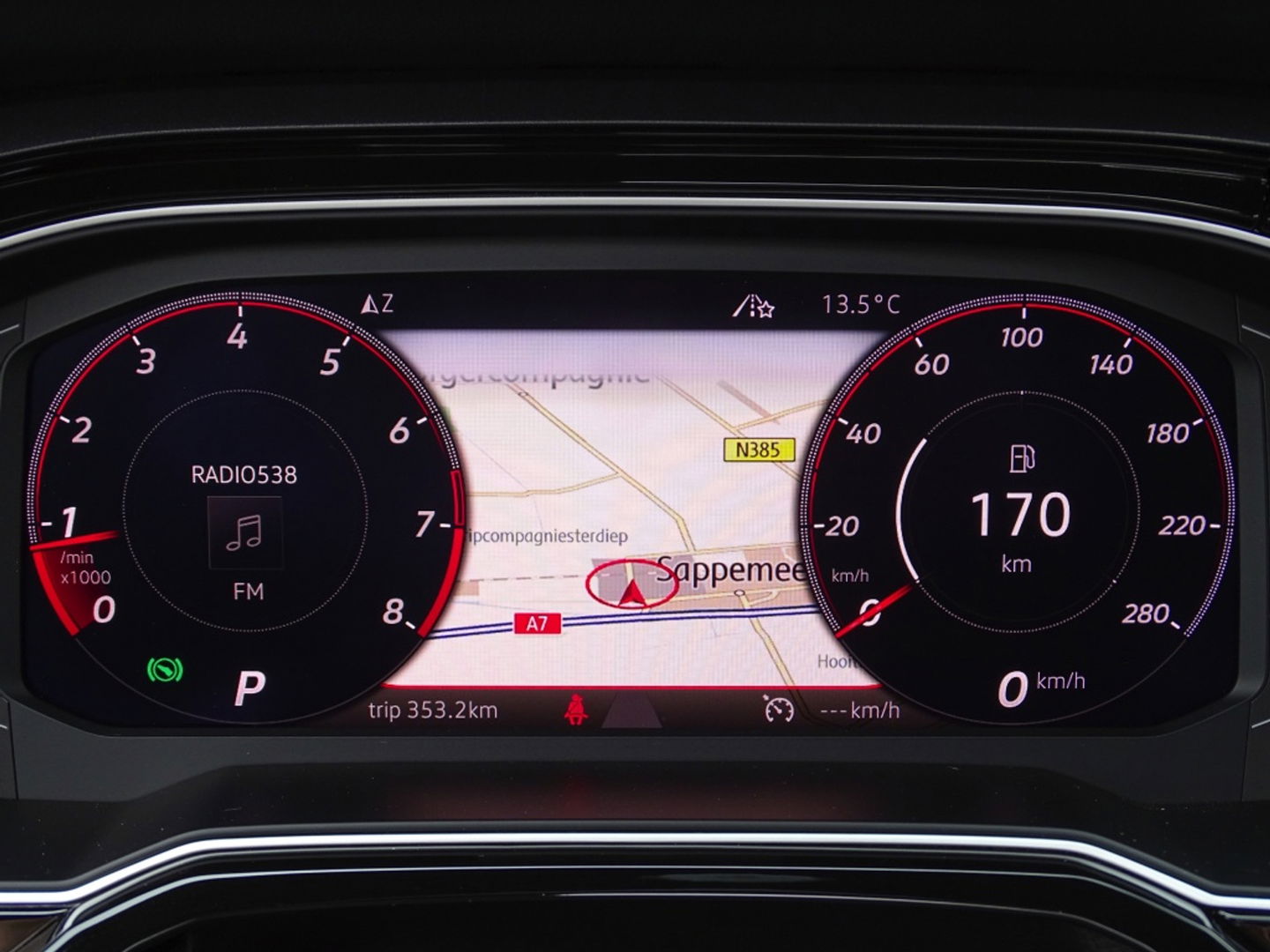 Volkswagen Polo 2.0 TSI GTI 200PK DSG automaat / RNS / LED