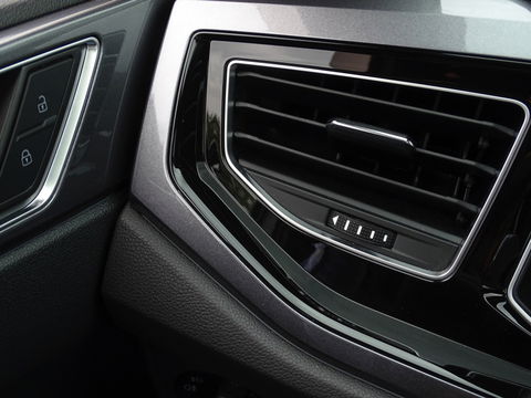 Volkswagen Polo 2.0 TSI GTI 200PK DSG automaat / RNS / LED