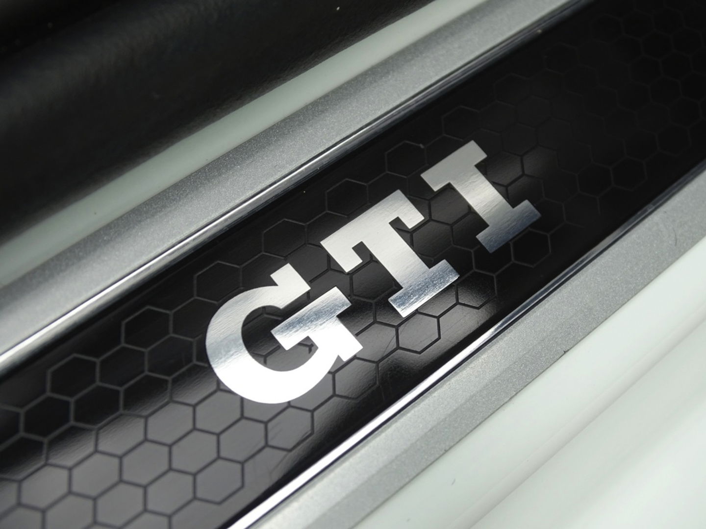 Volkswagen Polo 2.0 TSI GTI 200PK DSG automaat / RNS / LED