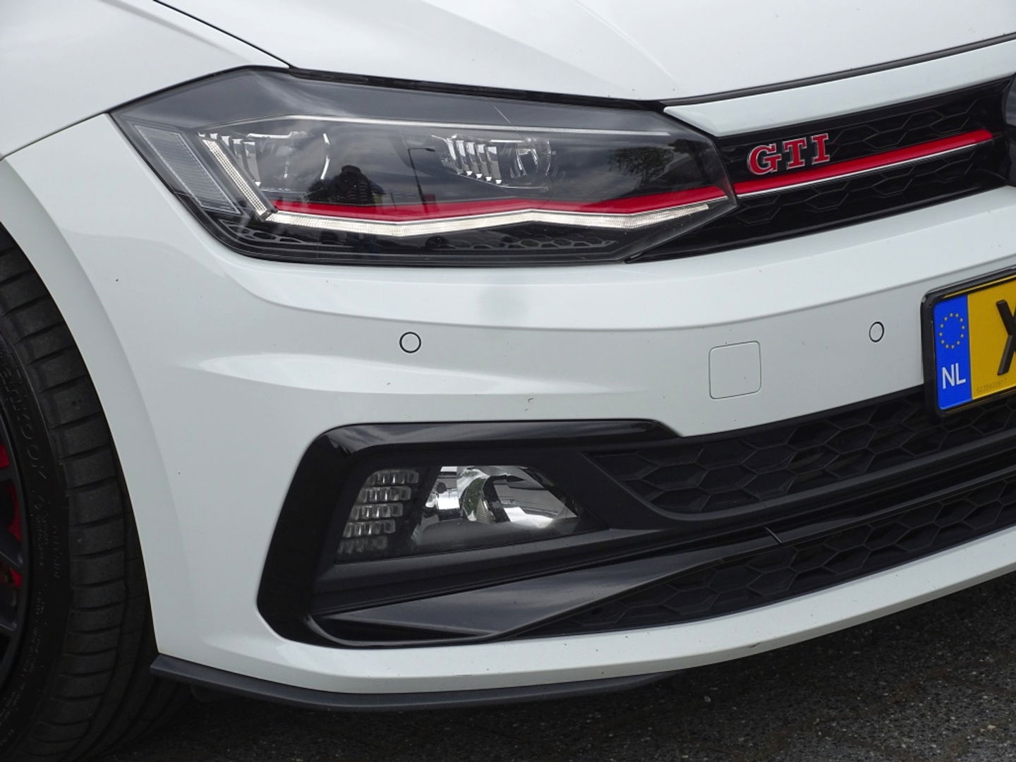 Volkswagen Polo 2.0 TSI GTI 200PK DSG automaat / RNS / LED