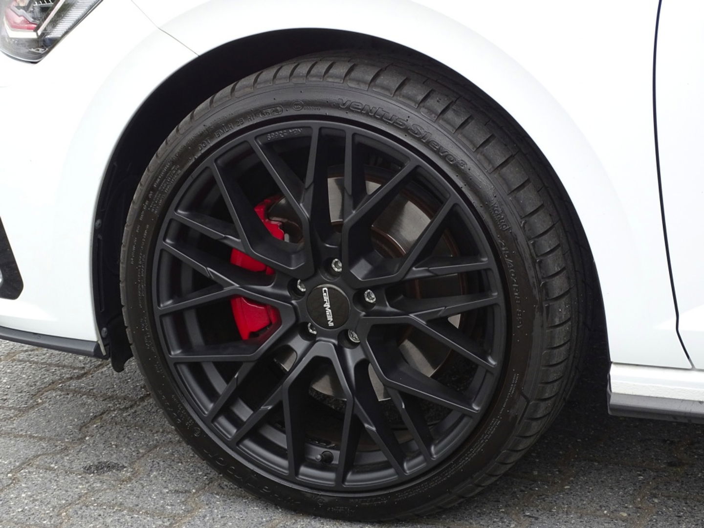Volkswagen Polo 2.0 TSI GTI 200PK DSG automaat / RNS / LED