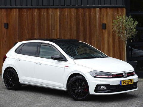 Volkswagen Polo 2.0 TSI GTI 200PK DSG automaat / RNS / LED