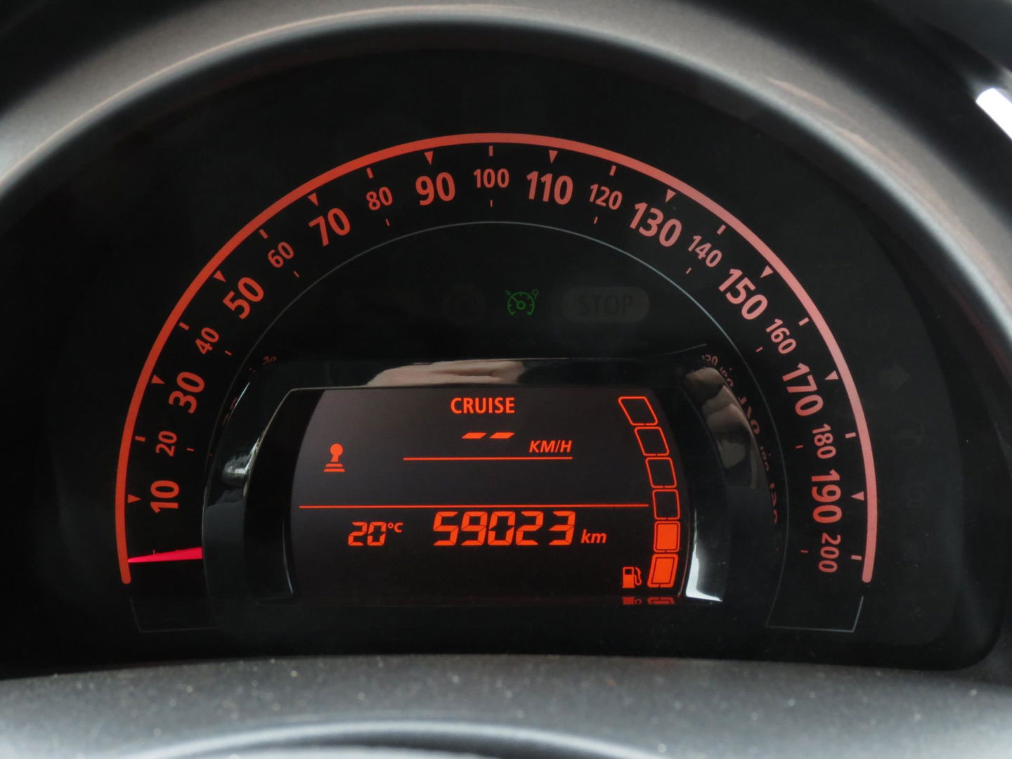 Renault Twingo 1.0 SCe Limited | AIRCO | CRUISE CONTROL | MICHELIN BANDEN | DAB | PARKEERSENSORS |