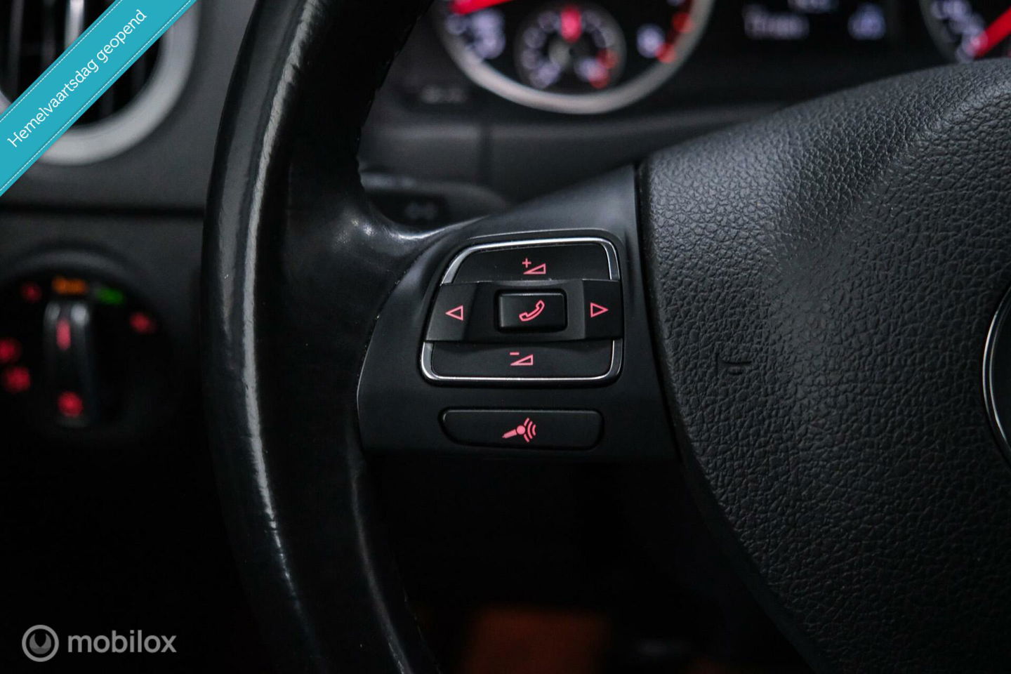 Volkswagen Tiguan 1.4 TSI Sport&Style | Trekhaak | Apple CarPlay | NL auto NAP | Alcantara | Cruise | Climate | rijklaar |