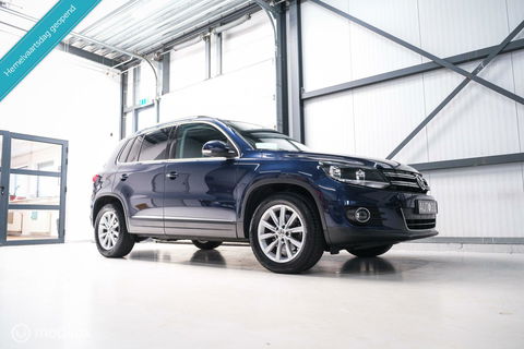 Volkswagen Tiguan 1.4 TSI Sport&Style | Trekhaak | Apple CarPlay | NL auto NAP | Alcantara | Cruise | Climate | rijklaar |