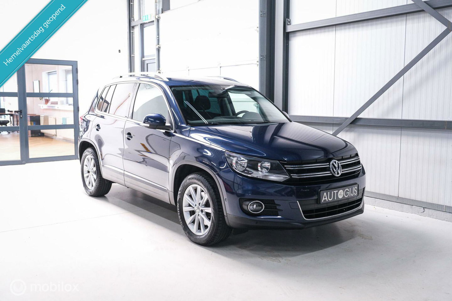 Volkswagen Tiguan 1.4 TSI Sport&Style | Trekhaak | Apple CarPlay | NL auto NAP | Alcantara | Cruise | Climate | rijklaar |